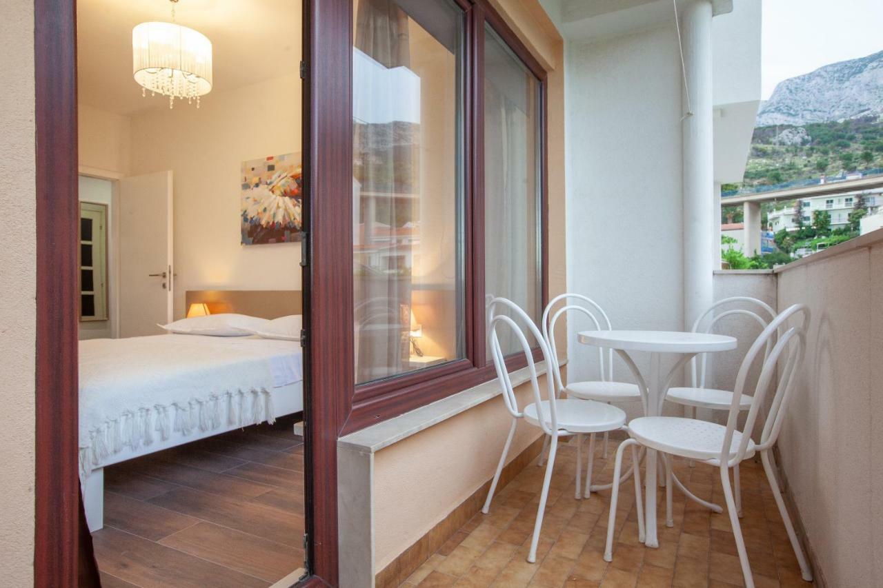 Apartmani Tina ポドゥゴラ エクステリア 写真