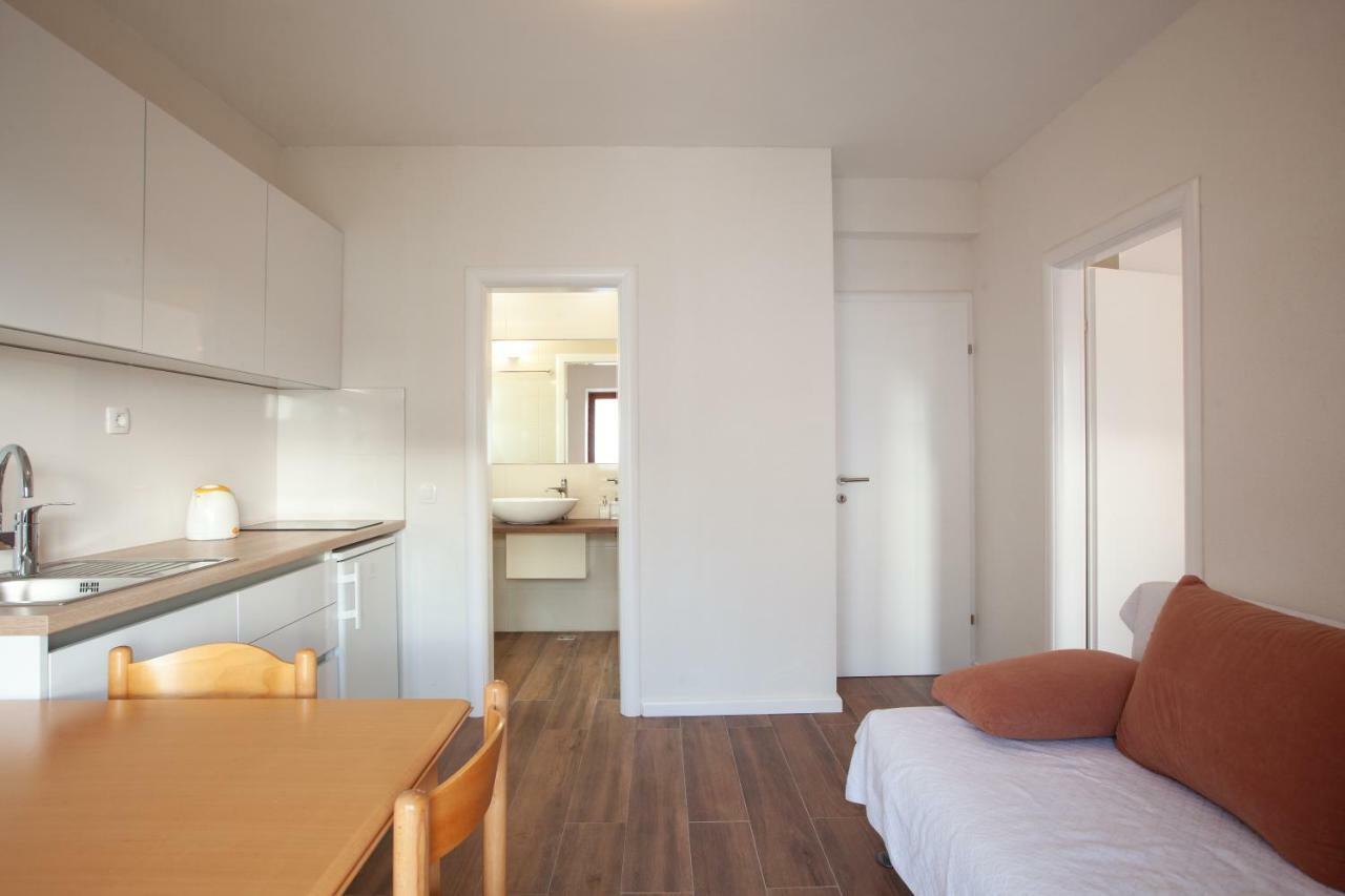 Apartmani Tina ポドゥゴラ エクステリア 写真